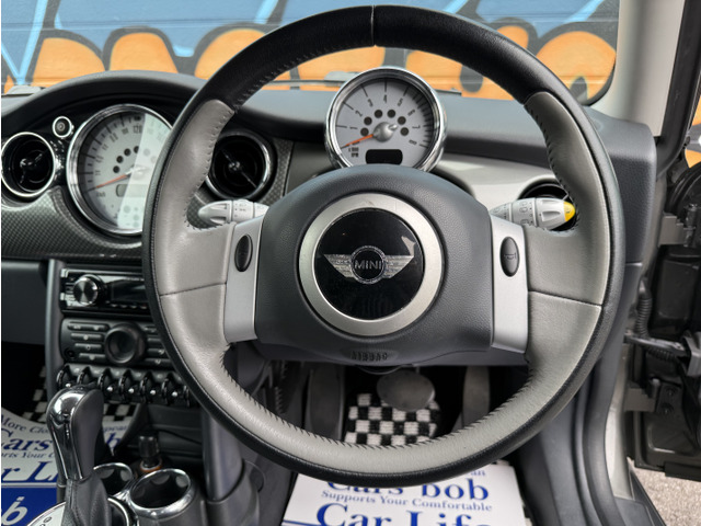 �������̕��₲���X��������q�l�ɂ́A���[���܂��͂��d�b�ŏڍׂ������������Ē����Ă���܂��B