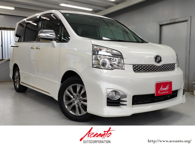 ヴォクシー(トヨタ) 2.0 ZS 煌Z　禁煙車 8インチナビ&amp;11インチ 8人乗 中古車画像