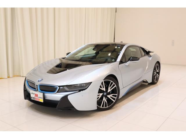 i8