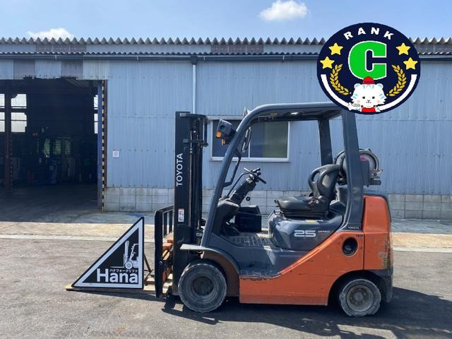 トヨタL&amp;F(トヨタ) エンジンフォークリフト　15819 中古車画像