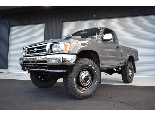 ハイラックス(トヨタ) 2.0 SSR シングルキャブ ショート 4WD　JEEPスティンググレー 中古車画像
