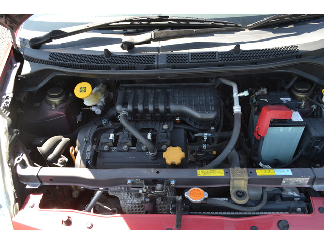 �ቿ�i�E���i���Ȍy�����Ԃ𒆐S�ɔ̔����Ă���܂��B