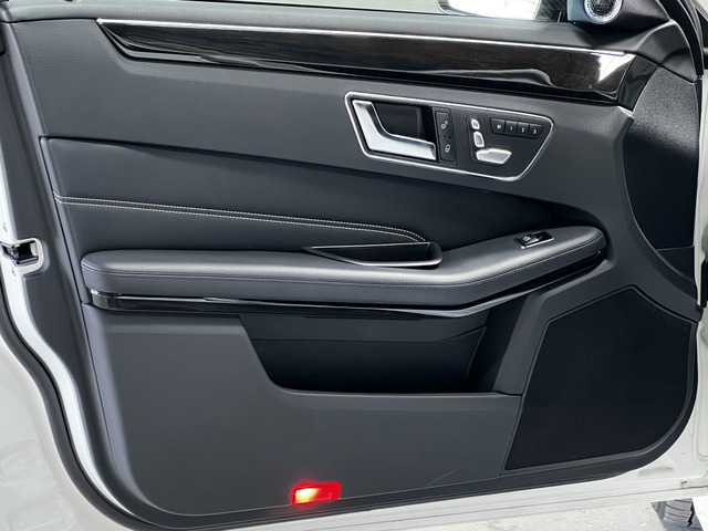 助手席側ドア内張/こちらも運転席同様非常にキレイな状態を保っています!