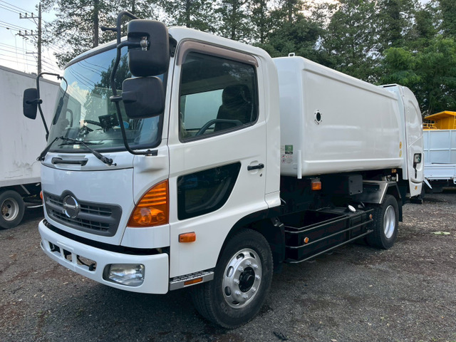 �����W���[(���Y�Ԃ��̑�) �p�b�J�[�ԁ@���g���o�H�ԃt�W�}�C�e�B��9.3���� ���Îԉ摜