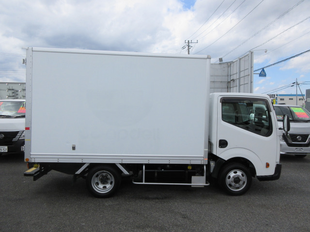 ���O���E�E�T�C�h�ł���