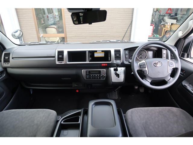 自家用車がハイエースのスタッフが複数在中!しかもキャンプ・アウトドア好き♪自分で乗って維持して経験したからこそできる本当の「ご提案」 お客様目線になった最良のご提案をさせて頂きます♪