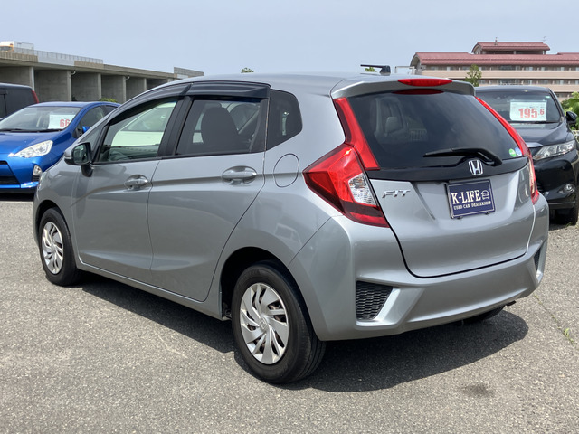 【支払総額推進店】お車をご覧い頂きまして、誠に有難う御座います。在庫車両になりますので、是非ご都合の宜しい時に、見に来て下さい。来店予約をされると、ご案内がスムーズです。