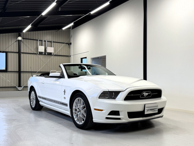マスタングコンバーチブル（フォード）V6 プレミアム 中古車画像
