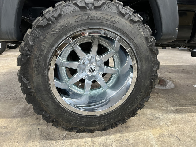 フォード F-150 ラフカントリーリフトアップ 極太タイヤ 180.0万