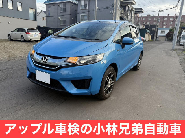 フィット(ホンダ) 1.5 ハイブリッド Fパッケージ 4WD　ハイブリッド、プシュスタート、Bモニター 中古車画像