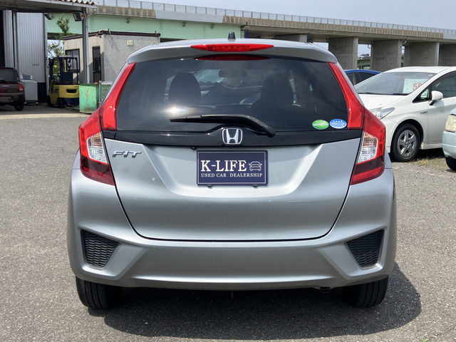 【支払総額推進店】お車をご覧い頂きまして、誠に有難う御座います。在庫車両になりますので、是非ご都合の宜しい時に、見に来て下さい。来店予約をされると、ご案内がスムーズです。