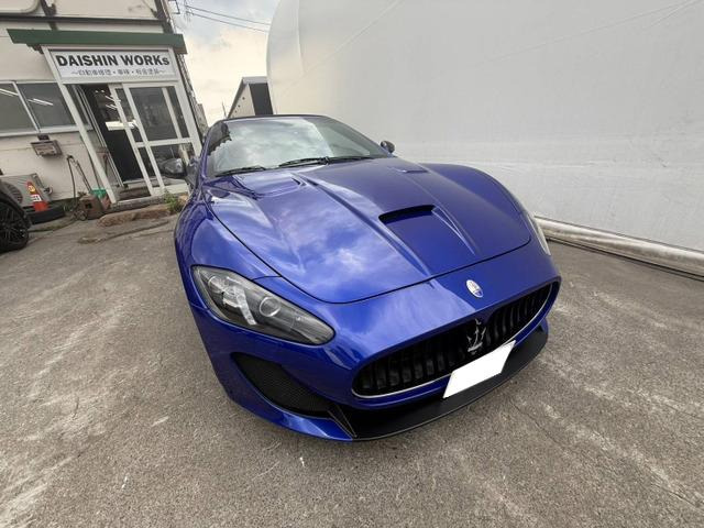 �g���b�N�̔̔��┃��A�����^���Ȃǂ��s���Ă���܂��B���v�]�͂��C�y�ɂ��⍇�����������B