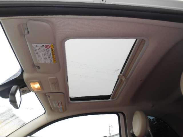 MR�����X�N���[���J�������