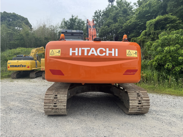 日立油圧ショベル