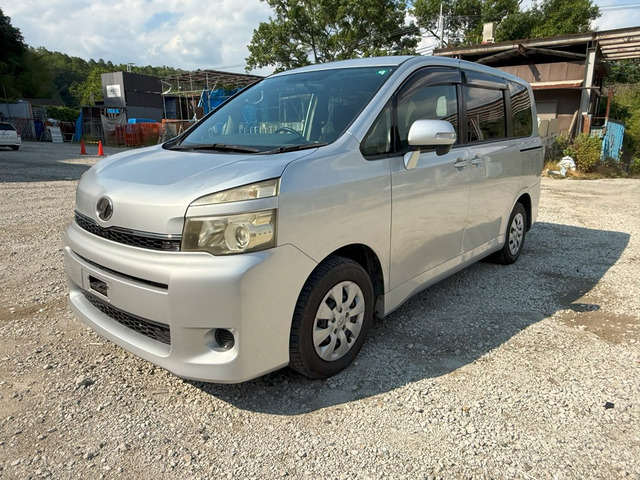 ヴォクシー(トヨタ) 中古車画像