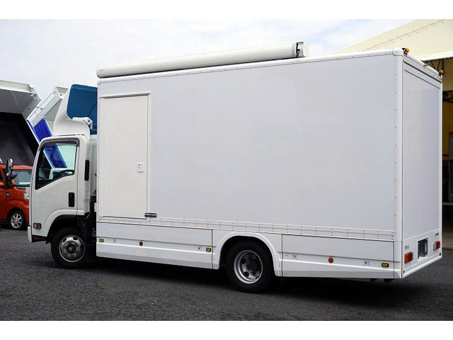 �o���E�g���b�N�Ƃ���1��1��d�l�̈قȂ镨�����A���m���Ɋ�Â�������₷�����������Ē����܂��B