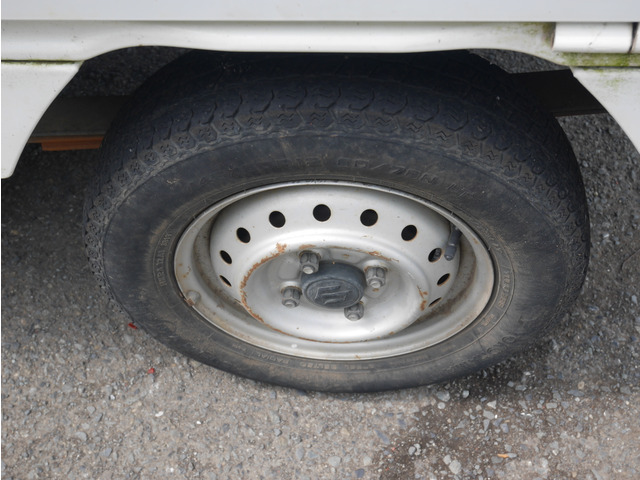 また中古車の現金買取、下取り、廃車無料引取りも行っております。