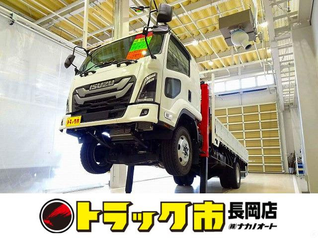 フォワード(いすゞ) クレーン　1.9t 4WD標準ベッド付 3段セルフ 中古車画像