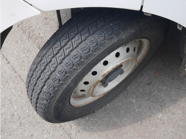 営業時間は年中無休で朝9時から夜は6時まで営業しておりますのでいつでも見に来てください。