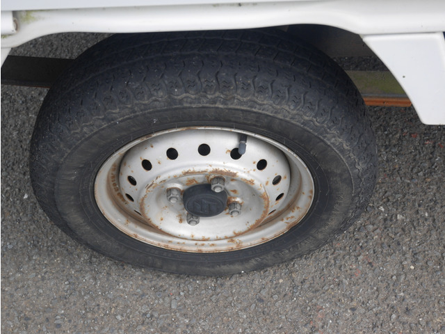 横須賀市大矢部5-1-1に400坪の展示場ございます。衣笠インター入口交差点