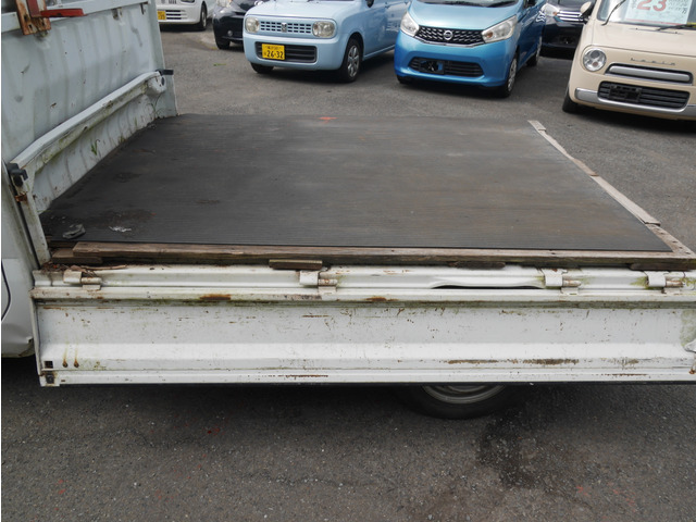 電話でのお問い合わせは046-884-9736になります。