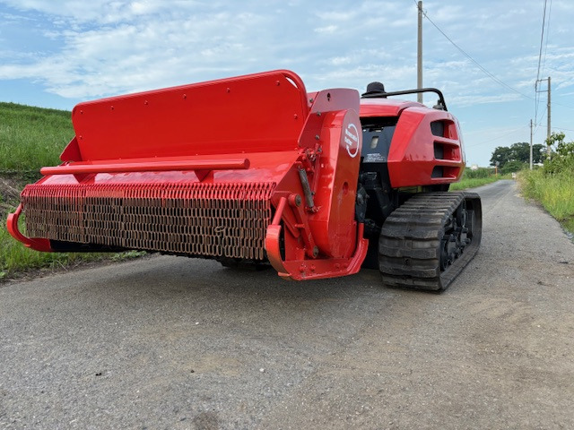 筑水キャニコム乗用草刈機