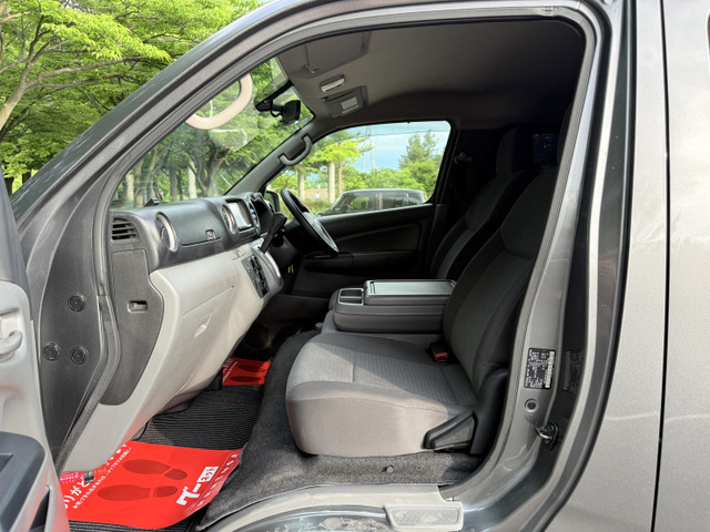 ���w����A�Ԍ���������̂Ƃ��̏C���Ȃǂ̃A�t�^�[�T�[�r�X���s���Ă���܂��B��g�����H�ꂪ����̂ň��S���i��