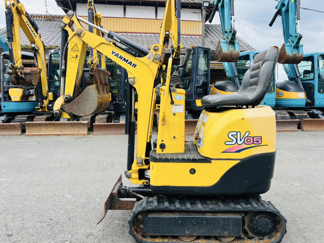 ヤンマー油圧ショベル