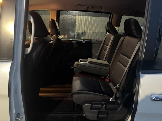 セレナ2.0 ハイウェイスター VセレクションII