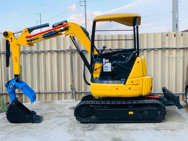 コマツ油圧ショベル