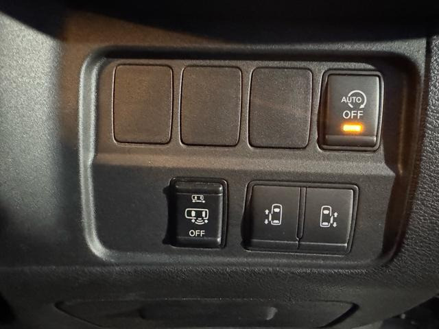 セレナ2.0 ハイウェイスター VセレクションII