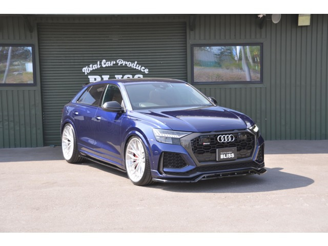 RS Q8(�A�E�f�B) 4.0 4WD�@AG24�C���` �ЊO�G�L�]�[�X�g ���Îԉ摜