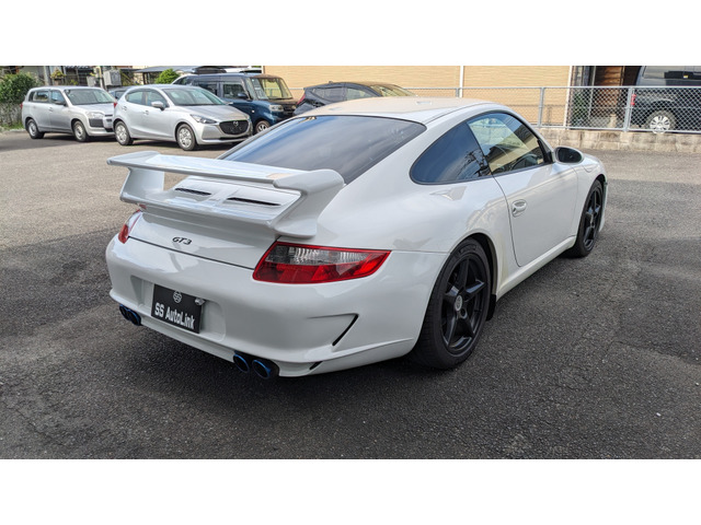 ���q�l�̃J�[���C�t�������K�Ŋy�������̂ɂ���ׂ̃T�|�[�g���s���Ă��܂��B�ԑI�тɖ��������̃A�h�o�C�X�A�w����̃����e�i���X�A�X�ɂ̓h���C�u�������Ɗy���ވׂ̃A�C�f�A����̒񋟂܂ŁA���L������`���B