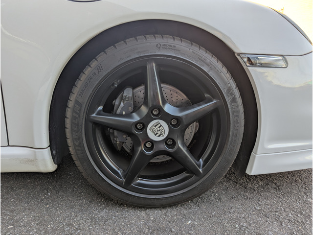 ���q�l�̃J�[���C�t�������K�Ŋy�������̂ɂ���ׂ̃T�|�[�g���s���Ă��܂��B�ԑI�тɖ��������̃A�h�o�C�X�A�w����̃����e�i���X�A�X�ɂ̓h���C�u�������Ɗy���ވׂ̃A�C�f�A����̒񋟂܂ŁA���L������`���B