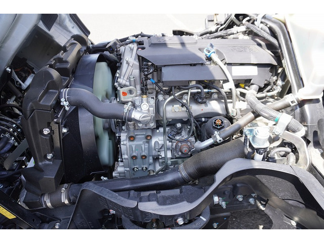 事業用ナンバー(緑ナンバー)も対応させていただいております。