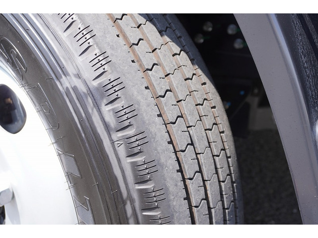 全車在庫!!実際にご来店された場合は見本車両以外車両すべてご覧になれます!!