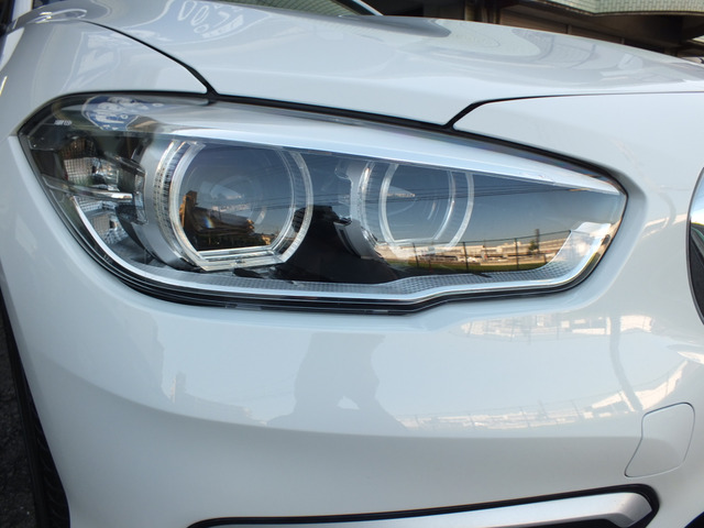 LED�w�b�h���C�g+LED�t�H�O���C�g����!