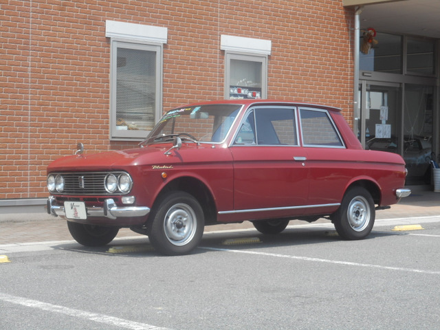 ダットサンブルーバード(日産) 1300デラックス フルオリジナル 中古車画像