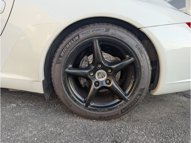 ���q�l�̃J�[���C�t�������K�Ŋy�������̂ɂ���ׂ̃T�|�[�g���s���Ă��܂��B�ԑI�тɖ��������̃A�h�o�C�X�A�w����̃����e�i���X�A�X�ɂ̓h���C�u�������Ɗy���ވׂ̃A�C�f�A����̒񋟂܂ŁA���L������`���B