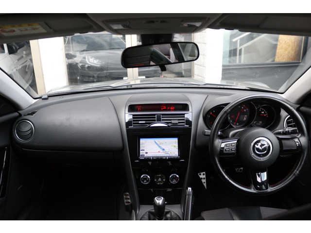 ���S�ԓ��O���N���[�j���O�ς݁��O�������グ�E�A���~�z�C���E�������E�V��E�t���A�}�b�g�E�V�[�g�S�ȁE�h�A���E�p�l���S�́E�K���X�Ȃǎԓ��̋��X�܂ōR�ې����X�^�b�t������䂱������Ď{�H���Ă��܂���