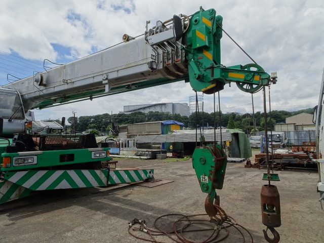 タダノラフテレーンクレーン