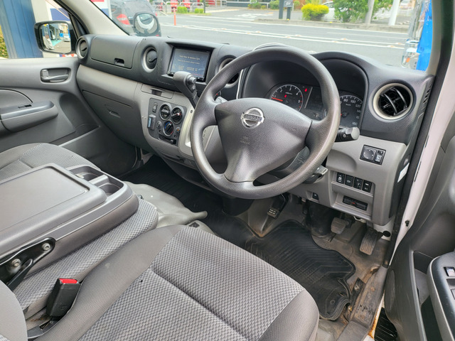 NV350キャラバン2.0 DX ロング