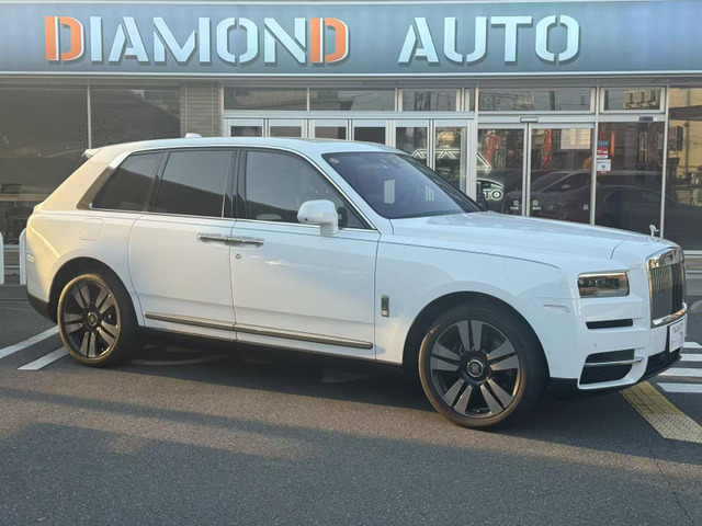 カリナン(ロールス・ロイス) 6.75 4WD　4WD 左ハンドル 全周囲カメラ クリア 中古車画像