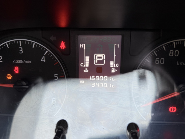 ���X�ł͊֓��E�֐��G���A����d�������K�т̏��Ȃ����Ԃ𑽐��W�����Ă���܂��B�����̎ʐ^���f�ڂ��Ă܂��̂ł��m�F���������B