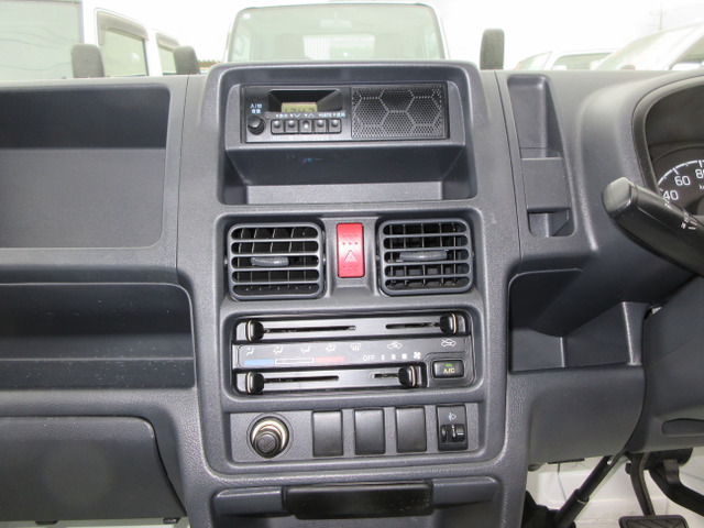 �������E�C���p�l���ł���