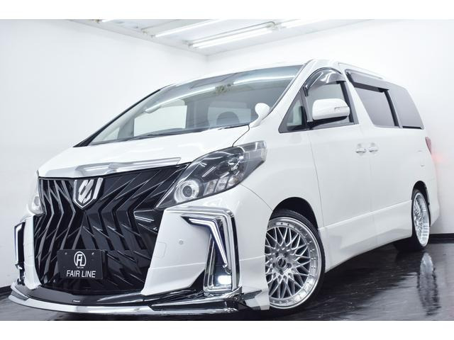 最上級ミニバンを“代車”で体験――40系アルファード Zグレードが