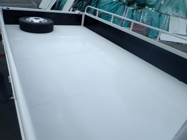 �ő�ύڗ�:3500kg �ב䐡�@:L375 W206 H39