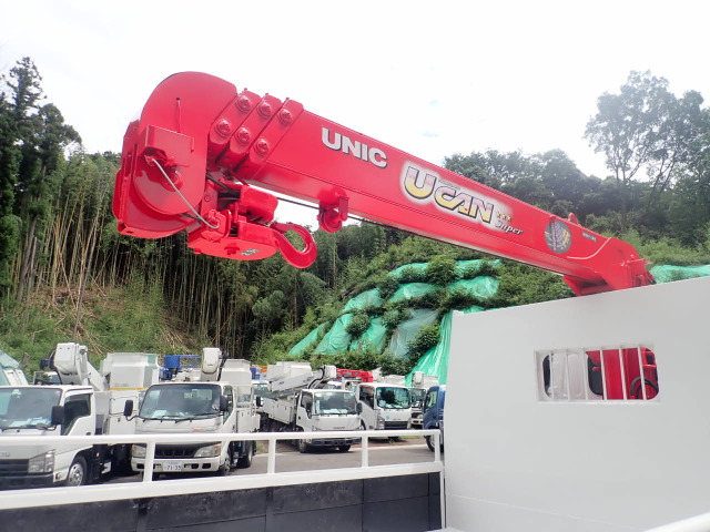 �A�I���㕔�����́A�ב䂩��ו�����������̂�h���܂��B����:H20(�A�I���㕔����v��)