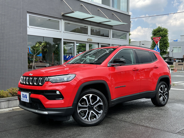 コンパス(ジープ) リミテッド 4WD　黒革 シートヒーター 360&amp;deg;カメラ 中古車画像