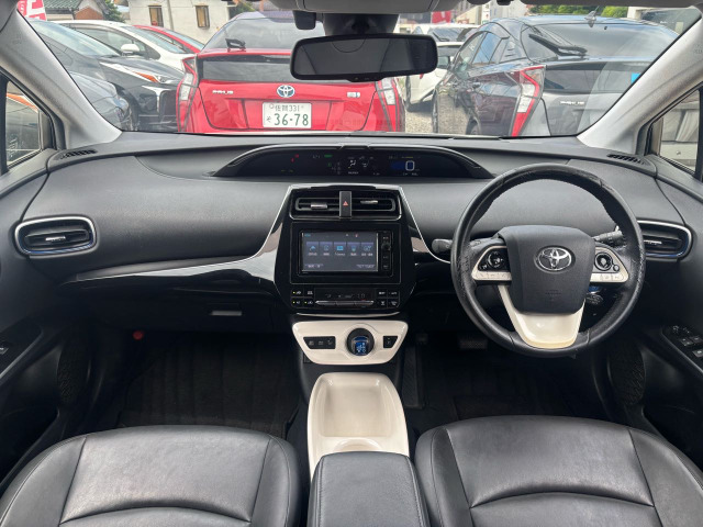 プリウス1.8 A ツーリングセレクション